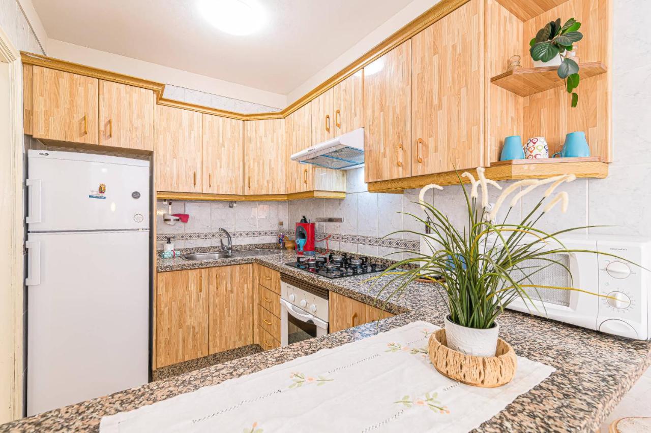 Alquilaencanarias-El Medano Delfines-2 Rooms Екстериор снимка